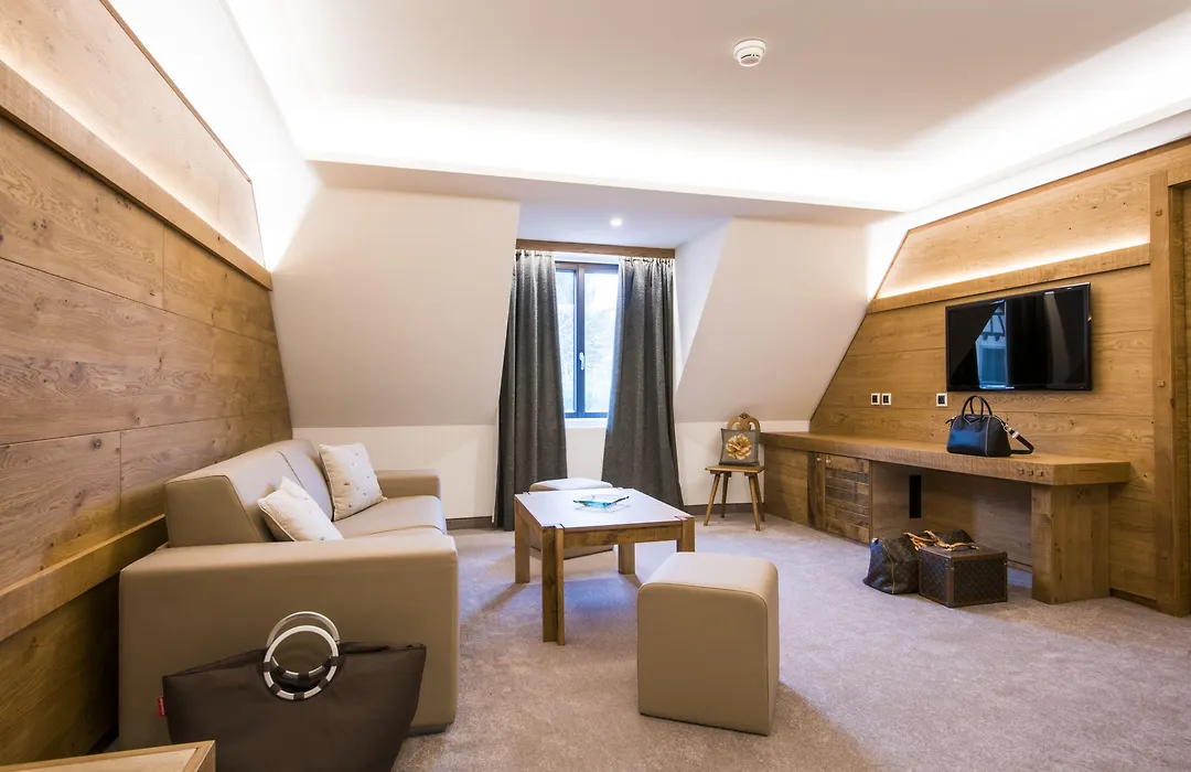 Hostellerie Des Châteaux&Spa-1